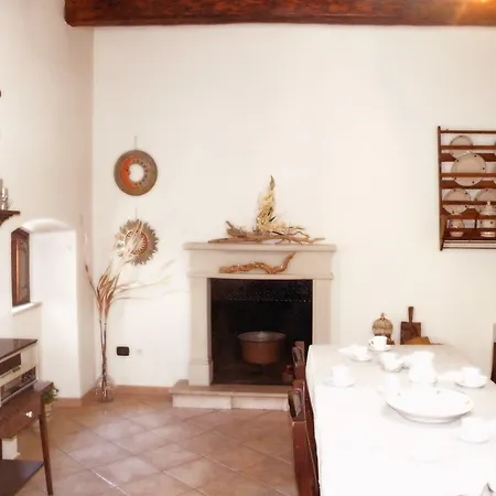 Palazzo L'occaso 住宿加早餐酒店